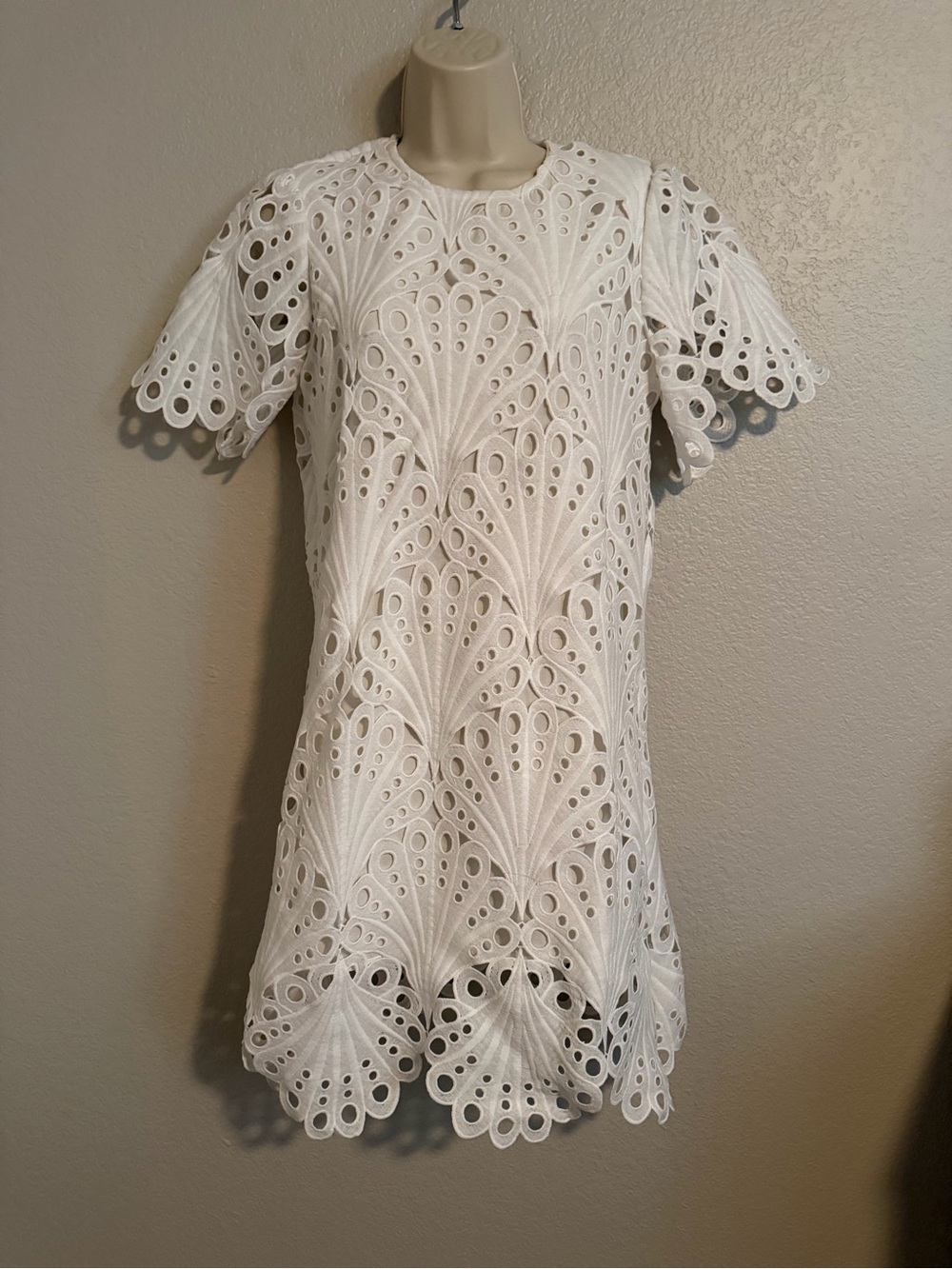 NWT White Eyelet Lace Short Sleeve Dress - Picture 4 of 10
